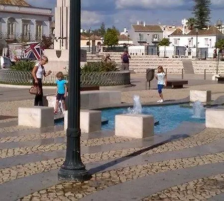 Nice And Quiet T1 In A Tavira Condominium Apartment