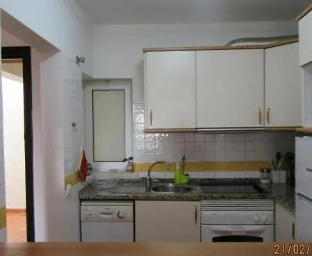 Nice And Quiet T1 In A Tavira Condominium *